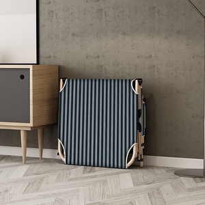 Letto <span class=keywords><strong>pieghevole</strong></span> multifunzione da esterno <span class=keywords><strong>lettino</strong></span> <span class=keywords><strong>pieghevole</strong></span> singolo in metallo letto <span class=keywords><strong>pieghevole</strong></span> da campeggio <span class=keywords><strong>con</strong></span> <span class=keywords><strong>materasso</strong></span> - Product Image 6