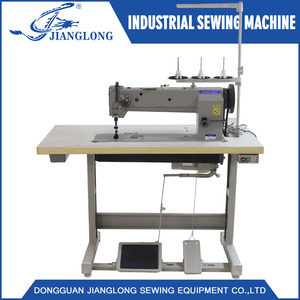 Máquina de coser industrial de doble aguja de cama plana, de alta resistencia, para fabricación de bolsos de cuero, con alimentación compuesta personalizada para cama larga. - Product Image 3