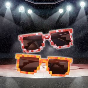 Lunettes de soleil personnalisées unisexes pour fête d'anniversaire, motif blocs de construction mignons et amusants, vente en gros - Product Image 4
