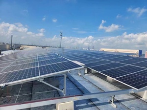 Panneau solaire bifacial à double vitrage de 550W 540W-560W à cellules coupées en deux pour projet d'énergie solaire industrielle - Product Image 4