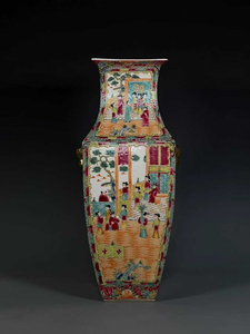 Jarrones <span class=keywords><strong>de</strong></span> Porcelana Antiguos <span class=keywords><strong>de</strong></span> la Dinastía Qing con Medallón <span class=keywords><strong>de</strong></span> <span class=keywords><strong>Rosas</strong></span> Chinas, un Par <span class=keywords><strong>de</strong></span> Jarrones Grandes <span class=keywords><strong>de</strong></span> Porcelana Guangcai del Siglo XIX - Product Image 4