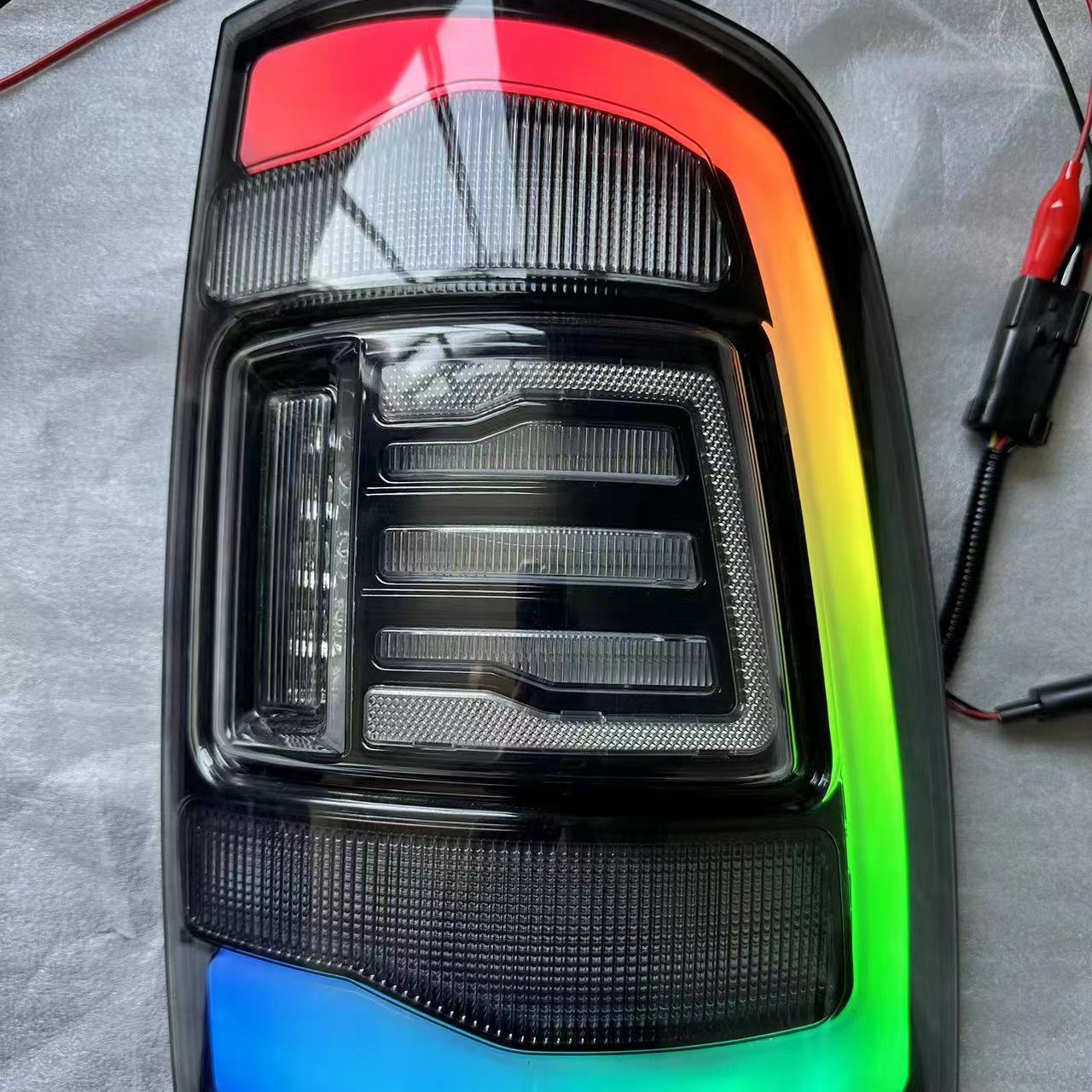 09-18 Dodge Ram 1500/2500/3500 II LED Tail Lights With Red Turn Signal - Mini Ma - Foto 4