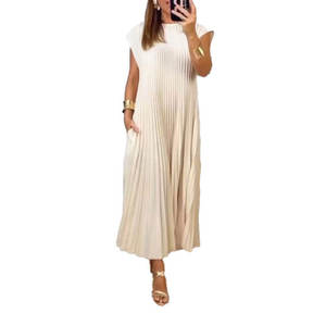 Robe longue ample plissée sans manches à col rond élégante et tendance pour femmes automne 2025 - Product Image 2