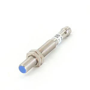חיישן קירבה KRONZ M8 2mm שטוח PNP N.O 10-30VDC מארז נירוסטה חיבור M8 תדר 3kHz חיישנים אינדוקטיביים - Product Image 1