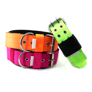 <span class=keywords><strong>Collar</strong></span> de perro acolchado de neopreno de <span class=keywords><strong>2</strong></span> pulgadas de Color sólido, hebillas de alfiler, dos collares de perro tácticos resistentes de diseñador de nailon de entrenamiento duradero - Product Image 1