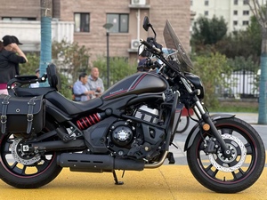 Moto de rue Kawasaki <span class=keywords><strong>Vulcan</strong></span> <span class=keywords><strong>S</strong></span> 650cc 4 temps Ergo-Fit avec démarrage électrique / fonction de démarrage au pied, durable - Product Image 5
