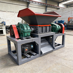 Déchiqueteur industriel de ferraille pour blocs de <span class=keywords><strong>moteur</strong></span> de vélo, blocs de fer et carrosseries de voitures - Product Image 1