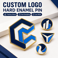 Badge de revers personnalisé en émail rigide plaqué or avec logo d'entreprise pour la promotion commerciale et les événements