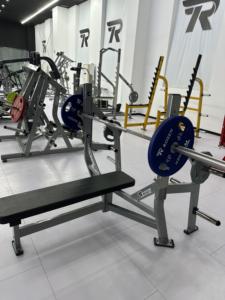 <span class=keywords><strong>Banc</strong></span> plat ergonomique et écologique <span class=keywords><strong>de</strong></span> qualité commerciale pour la combustion des graisses, idéal pour les centres <span class=keywords><strong>de</strong></span> fitness et les studios <span class=keywords><strong>de</strong></span> cross-training - Product Image 3