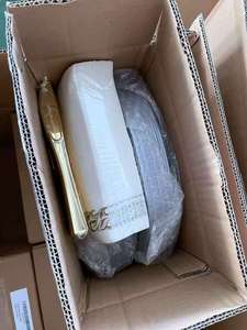 Set di Stoviglie Usa e Getta da 700 Pezzi per 100 Ospiti, Piatti e Posate per Decorazioni e Forniture per Matrimoni - Product Image 6