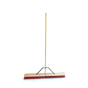 Factory Direct EcoClean Balai-poussoir personnalisé de 24 "en <span class=keywords><strong>bois</strong></span> de hêtre robuste avec manche et renfort en bambou - Product Image 1