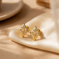 Anting-anting tusuk emas bentuk rhombus dari baja bedah 316L, cocok untuk bibir, Monroe, Medusa, Helix, Tragus, perhiasan tindik untuk pria dan wanita