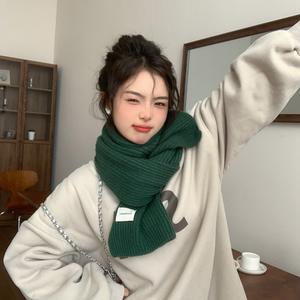 الأوشحة الكورية غير المحبوكة الراقية الأعلى مبيعًا بلون واحد للخريف والشتاء والرقبة الدافئة أزياء مخططة طباعة بالجملة - Product Image 3