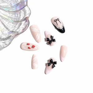 <span class=keywords><strong>Manucure</strong></span> française couverture complète en plastique 24 pièces mignon arc fraise point diamant <span class=keywords><strong>dentelle</strong></span> élément portable longue durée ongles de doigt - Product Image 5