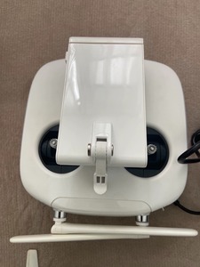 Venta al por mayor bajo <span class=keywords><strong>precio</strong></span> DJIs <span class=keywords><strong>Phantom</strong></span> <span class=keywords><strong>3</strong></span> estándar 2,7 K Quadcopter Dron - Product Image 4