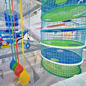 Ropecube อุปกรณ์ตาข่ายสำหรับเด็กเล่นในร่มสีสันสดใส - Product Image 2