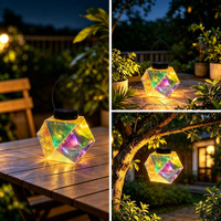 Lanterne solaire suspendue pour l'extérieur, lampe LED irisée, résistante à l'eau IP44, décoration de jardin, patio, cadeau, ornement