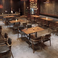 Ensemble de mobilier de restaurant nordique, table à manger en bois massif, chaises de bar, structure de table en métal, utilisation commerciale pour hôtel/café/taverne