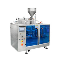 Machine de remplissage de liquides polyvalente pour sachets préformés, idéale pour les jus, les gelées et les pâtes alimentaires