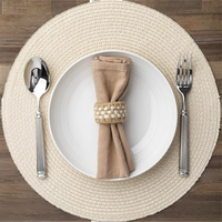 Baroyal Lot de 6 sets de table ronds en plastique tressé, lavables, antidérapants, résistants à la chaleur, pour usage extérieur, beige