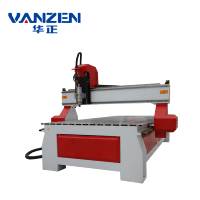 Machine de découpe CNC pour le travail du bois 1325 pour la fabrication de meubles en bois et les portes d'armoires