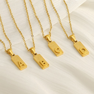 <span class=keywords><strong>C</strong></span>á nhân 26 Bảng chữ <span class=keywords><strong>c</strong></span>ái thư Vòng <span class=keywords><strong>c</strong></span>ổ: Matte vàng hình chữ nhật ban đầu Mặt dây chuyền trang sứ<span class=keywords><strong>c</strong></span> cho phong <span class=keywords><strong>c</strong></span>ách <span class=keywords><strong>c</strong></span>á nhân & món quà <span class=keywords><strong>c</strong></span>ó ý nghĩa - Product Image 4