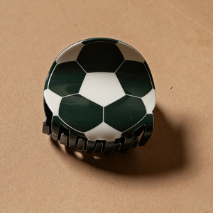 Nouveauté très demandée : Pinces à cheveux football dessin animé, accessoires originaux, pinces requin, bandeaux pour femmes, cadeaux - Product Image 4