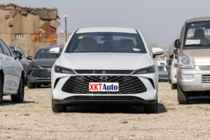 BYD Qin Plus DM-i 2025, PHEV 55KM de pointe, berline 5 places, batterie Blade, E-CVT, charge rapide, <span class=keywords><strong>voiture</strong></span> familiale d'exportation - Product Image 2