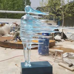 Esculturas <span class=keywords><strong>de</strong></span> Resina Transparente Personalizables <span class=keywords><strong>de</strong></span> Chicas Fuertes en el Viento - Product Image 5