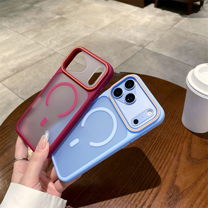 เคสแม่เหล็กแบบด้านกึ่งโปร่งแสงสำหรับ iPhone 18 17 16 15 14 Plus 13 12 11 Pro Max  แบบสองสีตัดกัน  วัสดุ TPU แข็ง - Product Image 6