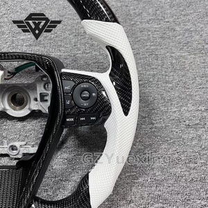 <span class=keywords><strong>Volant</strong></span> de voiture en fibre de carbone personnalisé avec cuir perforé blanc adapté pour Toyota 8th Camry Corolla CHR <span class=keywords><strong>RAV4</strong></span> - Product Image 3