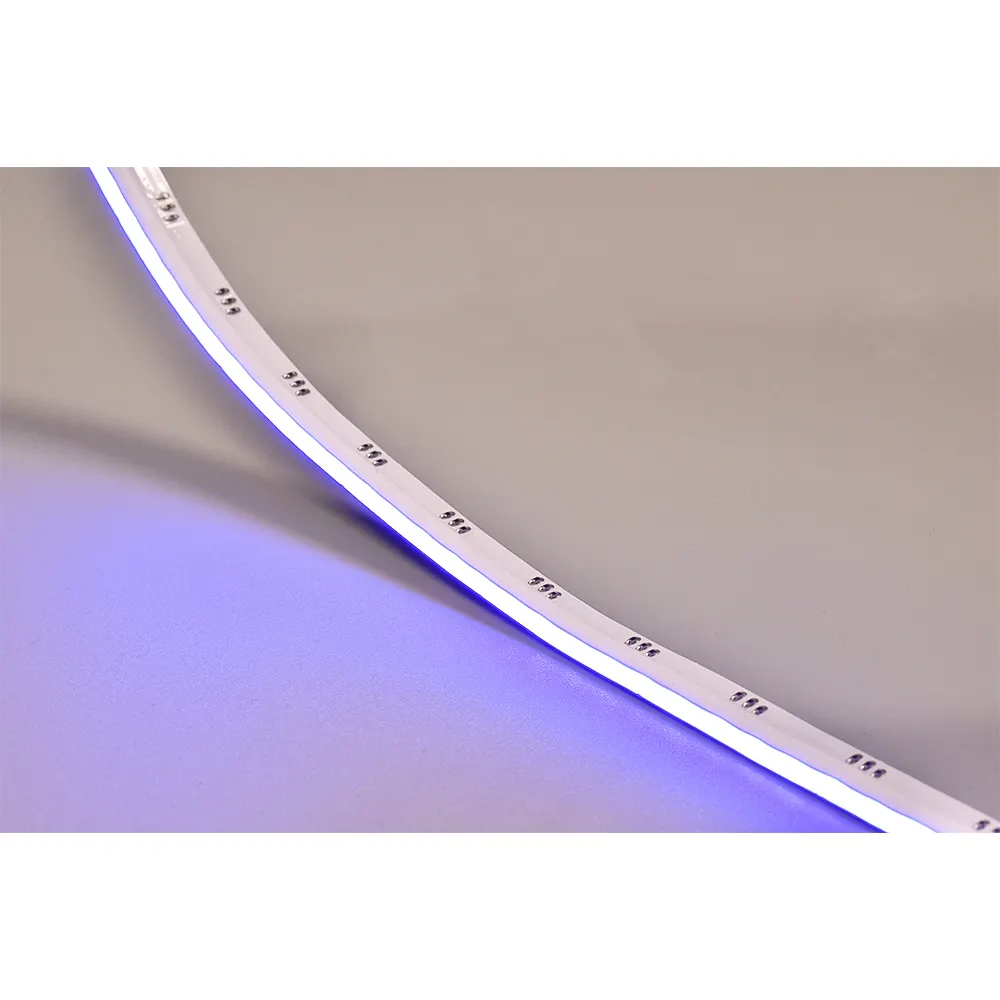 Nuova vista laterale ad alta densità RGB COB LED strip 630 LED CRI90 side emitting dotless 12V 24V COB RGB LED strip light