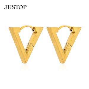 Aros de moda OEM/OEM, impermeables, de acero inoxidable, chapados en oro, hipoalergénicos, proveedor de joyería de lujo. - Product Image 6