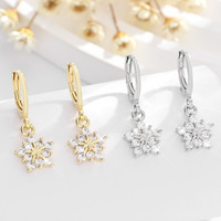 Boucles d'oreilles tendance Ada Jewelry, plaquées or 14 carats, en laiton, cuivre et zircon, avec pendentif flocon de neige