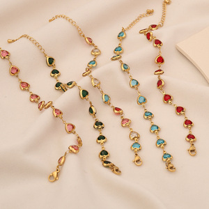 <span class=keywords><strong>Bracelet</strong></span> pour femme HOVANCI élégant en acier inoxydable plaqué or 18 carats, tendance, avec incrustation de cristal de verre coloré et strass en forme de cœur - Product Image 2