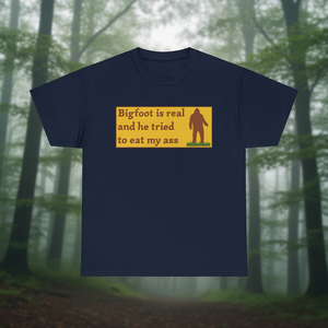 Maglietta Bigfoot, T-shirt Sasquatch, Divertente Meme, Regalo Gag Inadeguato e Imbarazzante - Product Image 3
