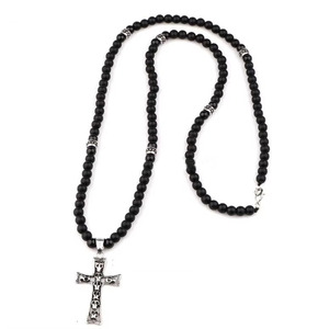 <span class=keywords><strong>Collana</strong></span> da <span class=keywords><strong>Uomo</strong></span> con Pendente a Croce e Teschio in Acciaio Inossidabile e Onice Opaco, Design Unico con Pietre Naturali e <span class=keywords><strong>Perline</strong></span> - Product Image 1