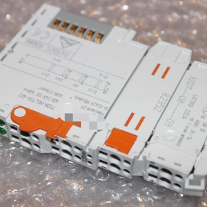 Nieuwe En Originele 753-402 4-kanal-digitale Invoerterminal Dc 24V <span class=keywords><strong>3</strong></span>,0Ms Ps <span class=keywords><strong>2</strong></span>/<span class=keywords><strong>3</strong></span>-Leiter Voorraad In Magazijn Plc Programmeercontroller - Product Image 1