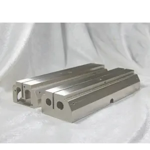 Horizontal Pattern Sealing Lips of Vertical Packing Machine With Round Hole Sealing Jaw