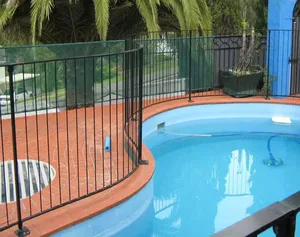Yeni tasarım galvanizli dikenli tel çelik çit post sıcak daldırma galvanizli geçici havuz çiti fiyatları