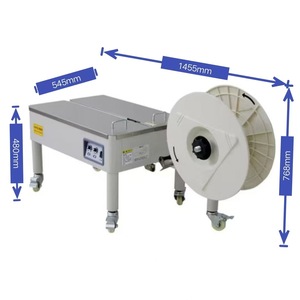 Máquina flejadora semiautomática de mesa baja de 1455 mm de longitud con doble motor para flejado de cajas con cinta de PP - Product Image 1