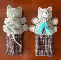 Jouet interactif en peluche pour chat : Gant de lutte pour chat avec plumes, clochette et herbe à chat
