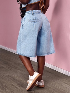 Short en jean bleu clair légèrement extensible coupe ample |   Poches à détails lavés pour le printemps/été - Product Image 5