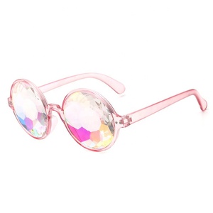 Lunettes <span class=keywords><strong>de</strong></span> <span class=keywords><strong>soleil</strong></span> unisexe à rivets arc-en-ciel, <span class=keywords><strong>pas</strong></span> <span class=keywords><strong>cher</strong></span>, personnalisé, mosaïque différente colorée, kaléidoscope, lunettes <span class=keywords><strong>de</strong></span> fête - Product Image 3