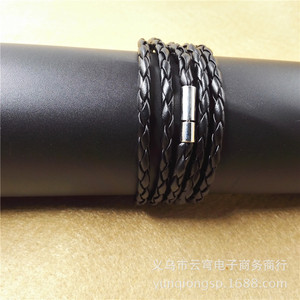 Bracelet en Cordon de Cuir à Cinq Couches, Noir, Tressé, avec Fermoir Magnétique, Bijoux Unisexe, Origine Yiwu - Product Image 1