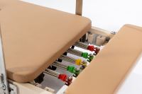VOG VOG-PL015A Reformer de Pilates pliable en bois d'érable – Réglable, durable, écologique pour usage domestique et commercial