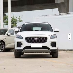 PRONTO PER LA SPEDIZIONE: AUTO SUV <span class=keywords><strong>Jaguar</strong></span> <span class=keywords><strong>E</strong></span>-PACE 2024 USATA - Product Image 2
