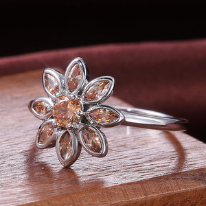 <b>Daisy</b> Flower Ring Women Minimalist Floral Open Adjustable Fashion Elegant Crystal Stone Ring - Product Image 4