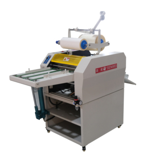 SWFM390S 390 Размер гидравлический легкий полуавтоматический ламинатор горячий рулон автоматической резки бумаги <span class=keywords><strong>a4</strong></span> a5 ламинатор - Product Image 1