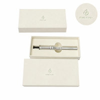 Boîte à stylo de luxe blanche écologique en matériaux recyclés avec logo estampé or, personnalisable, pour un seul stylo, avec insert en mousse